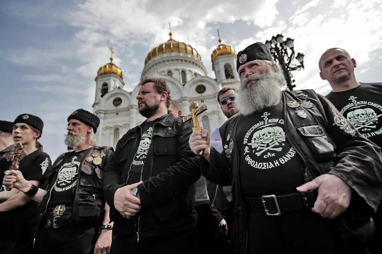 Акция у храма Христа Спасителя в Москве
