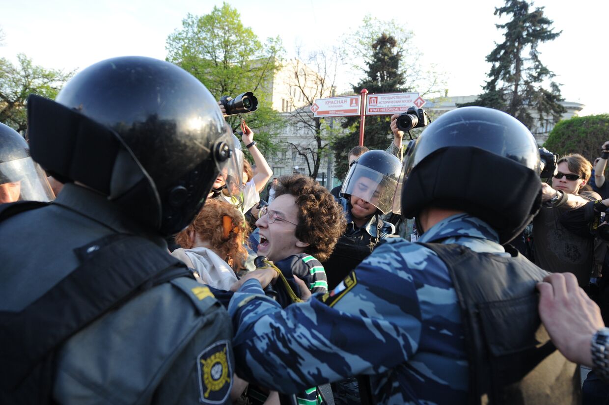 Акция протеста оппозиции у станции метро «Китай-город» в Москве