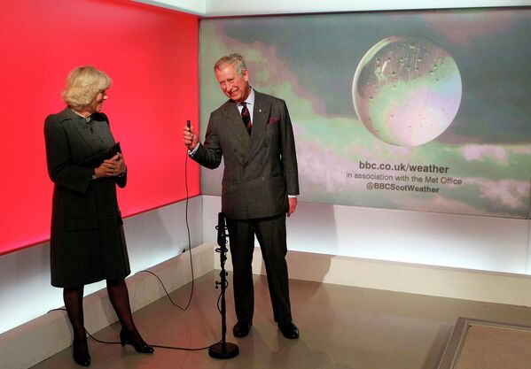 Принц Чарльз и Камилла Паркер провели выпуск прогноза погоды на телеканале BBC Scotland