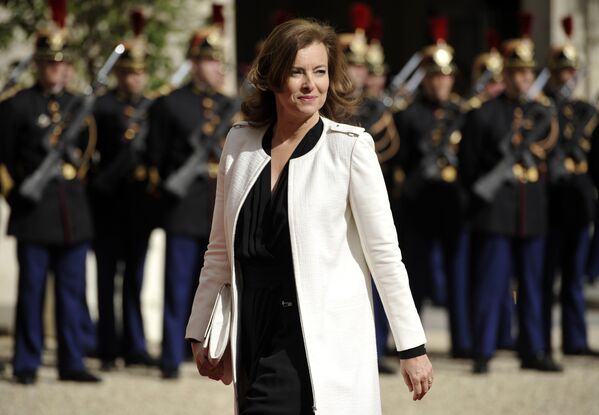 Валери Триервейлер прибыла в Елисейский дворец на Церемонию инаугурации президента Франции Олланда в Париже
