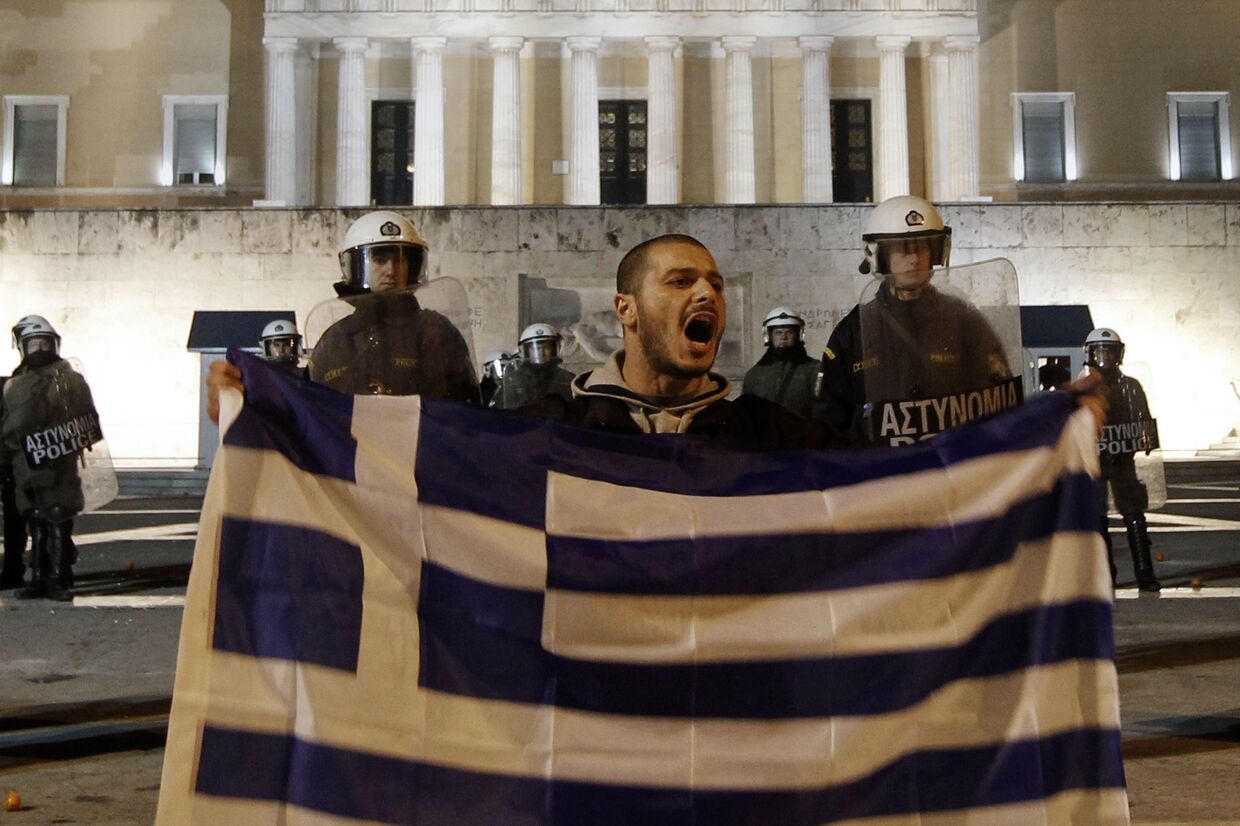 Акция протеста у парламента Греции в Афинах