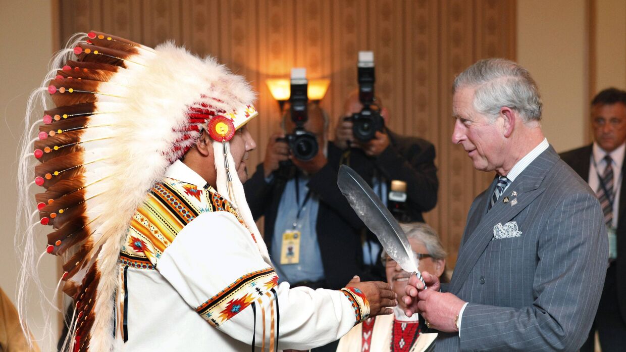Принц Чарльз во время визита в Канаду