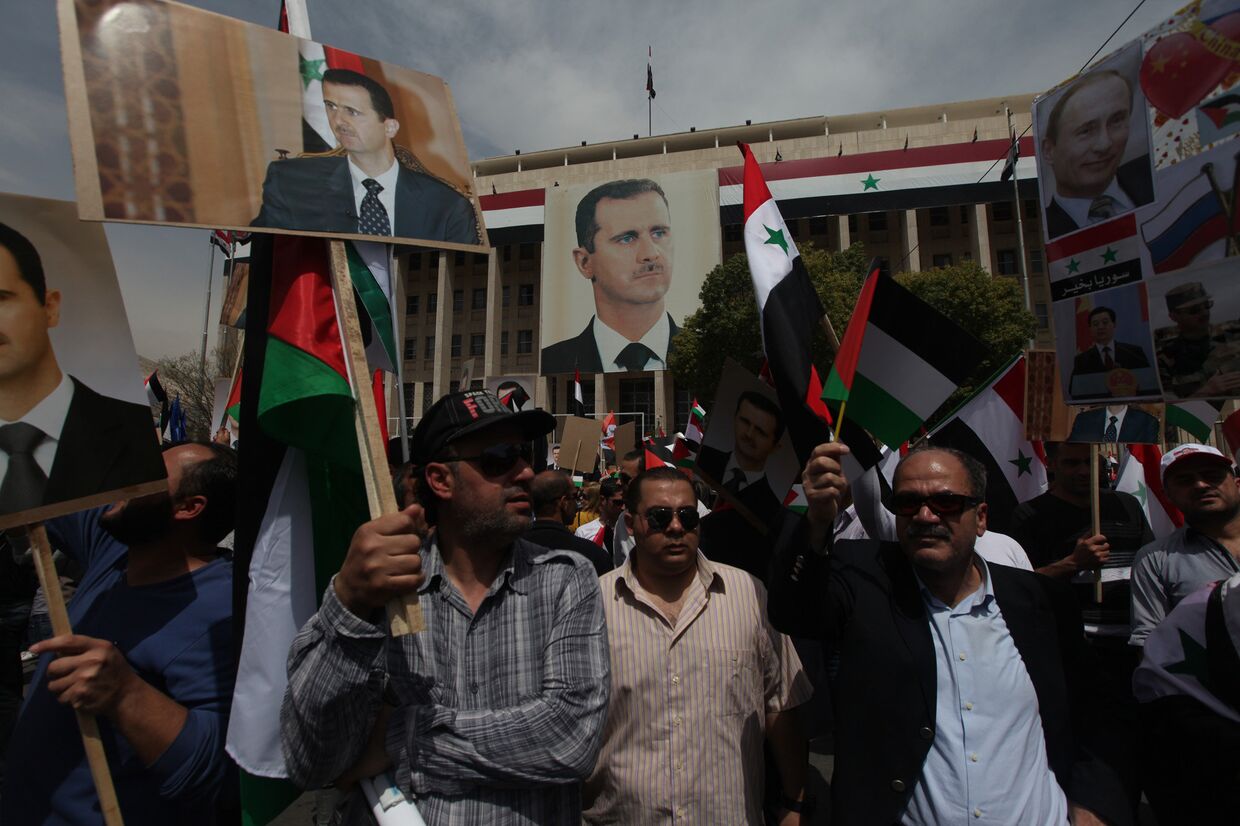 Многотысячный митинг в поддержку президента страны Башара Асада
