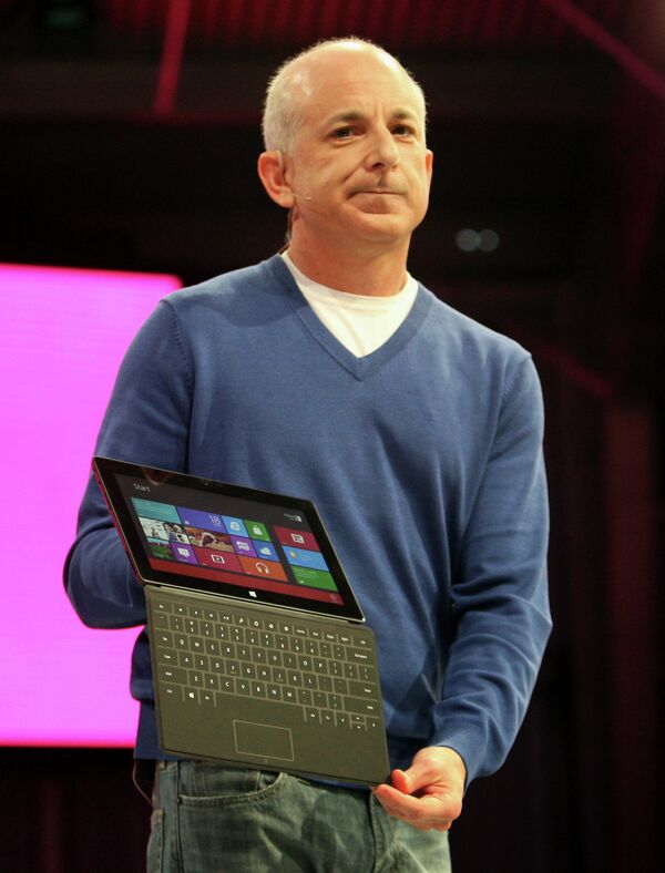 Microsoft представила новый планшетный компьютер Surface