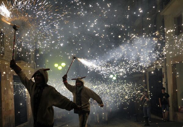 Праздник «Ночь Ивана Купалы» в Таррагоне в Испании