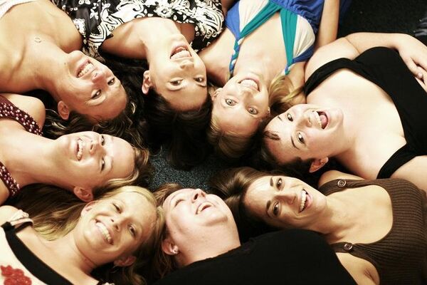 Девушки Девушки