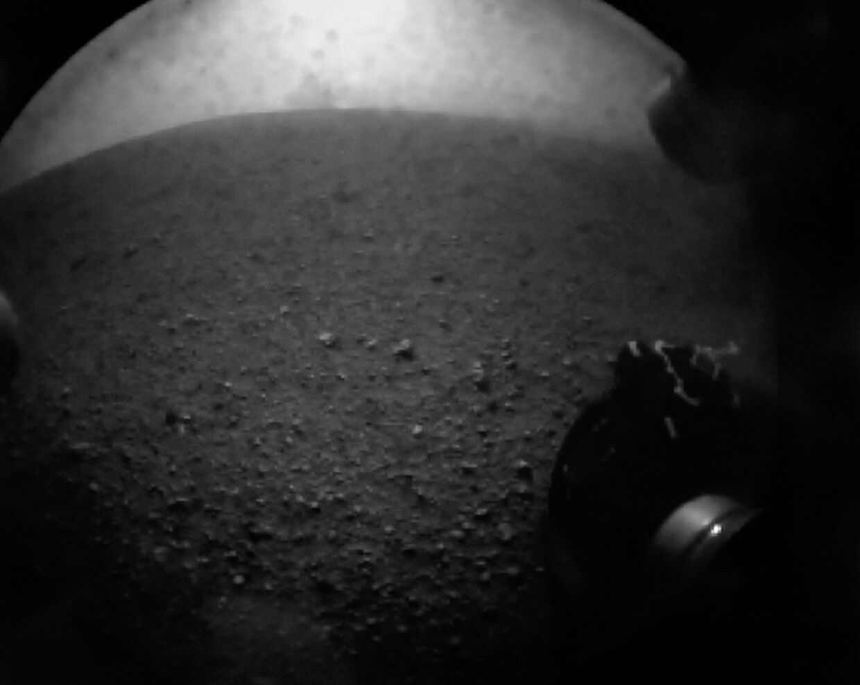 Снимок Марса, сделанный при помощи Марсохода Curiosity