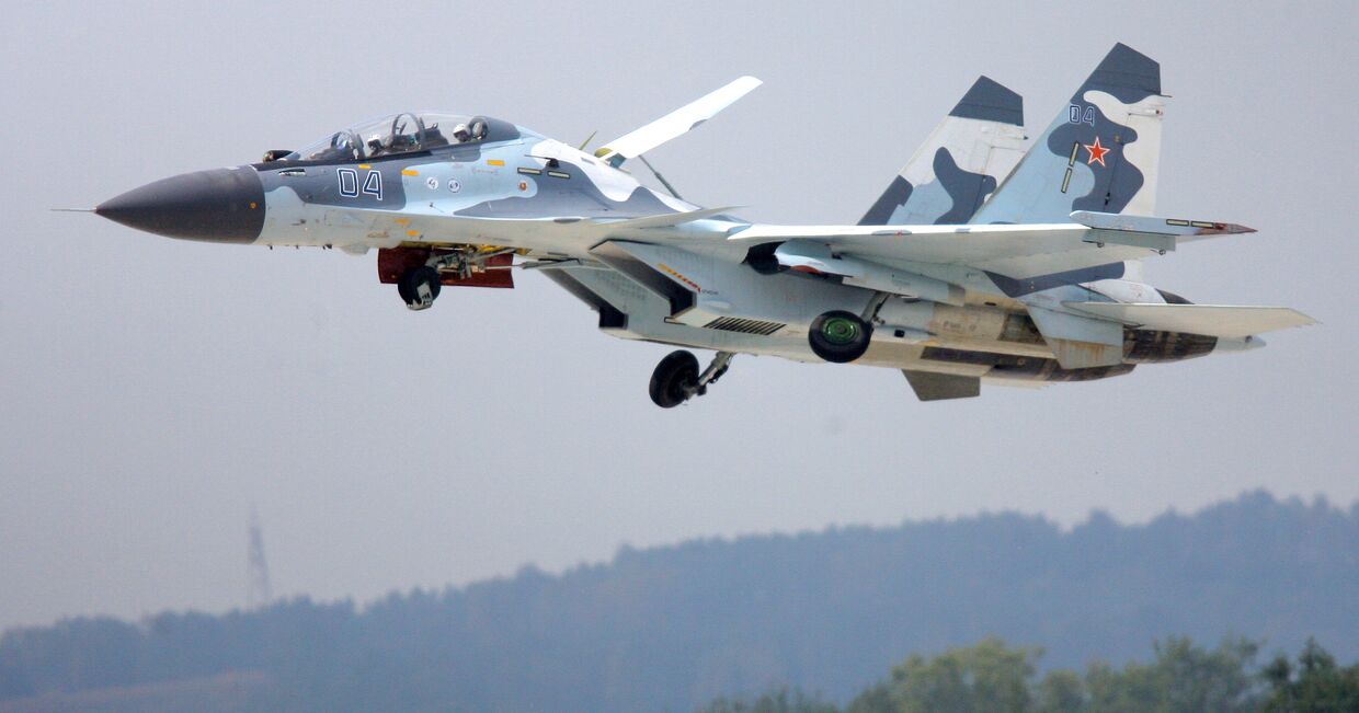 Самолет Су-30 МК