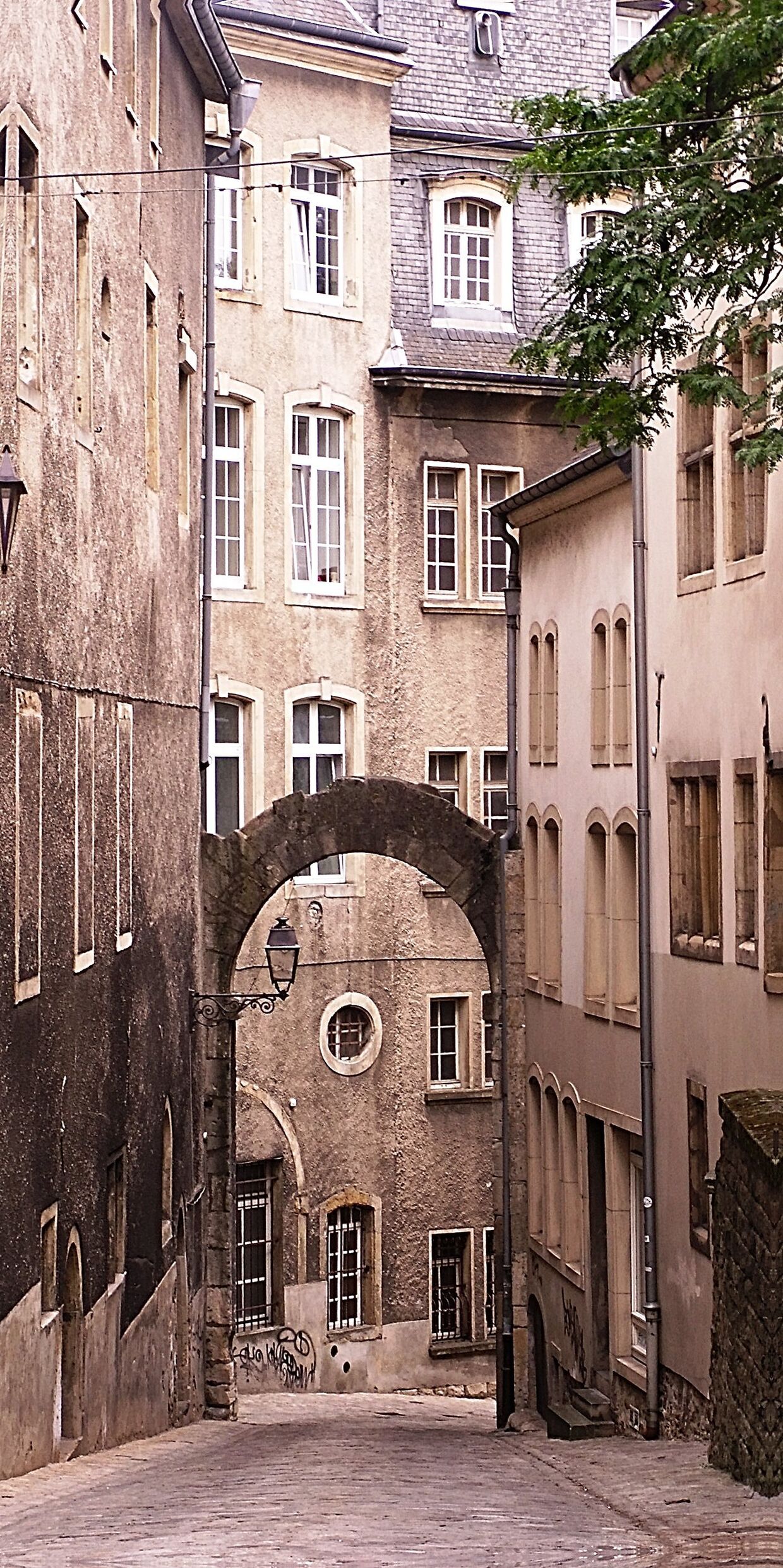 Средневековая улочка столицы  Люксембурга