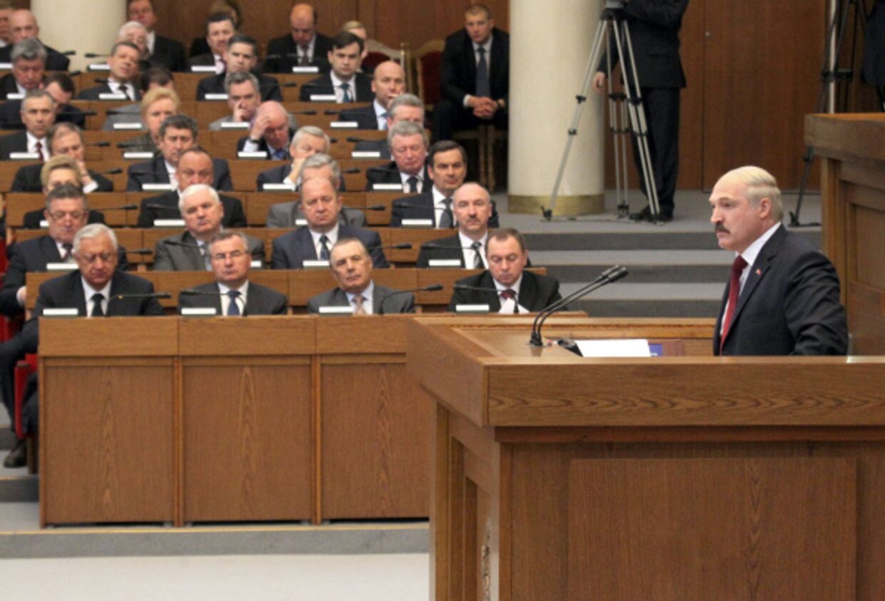 Обращение Александра Лукашенко к народу и парламенту Белоруссии