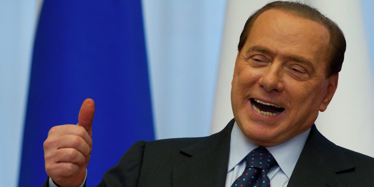 Премьер-министр Италии С.Берлускони на пресс-конференции в Сочи