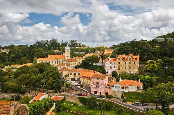 Город Синтра в Португалии