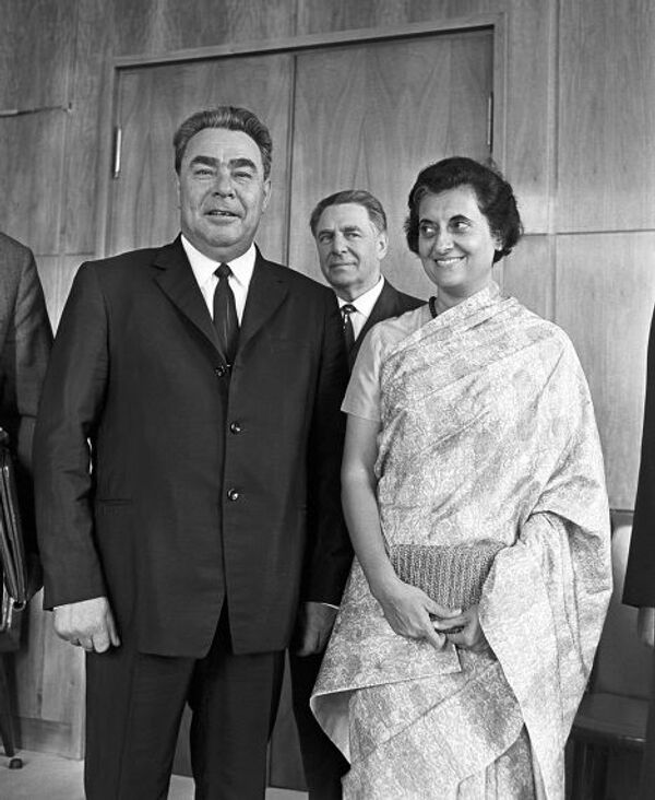 Премьер-министр Индии Индира Ганди и Генеральный секретарь ЦК КПСС Леонид Брежнев