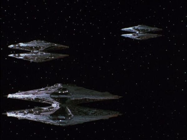 Кадр из сериала «Звёздный крейсер Галактика: Кровь и Хром»