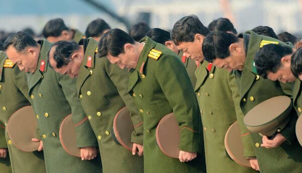 Пхеньян в день годовщины смерти Ким Чен Ира