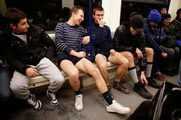 Всемирная акция «Без штанов в метро»  в Софии