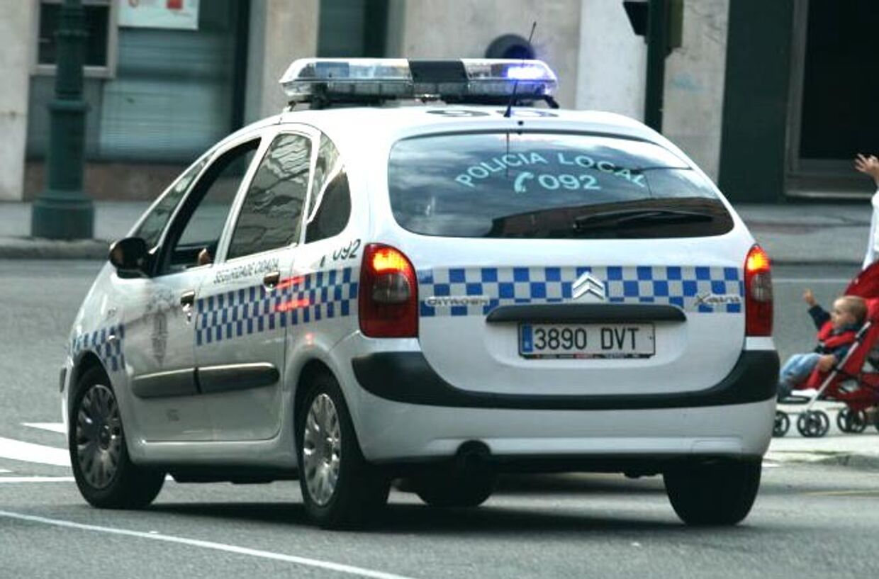 Полицейская машина