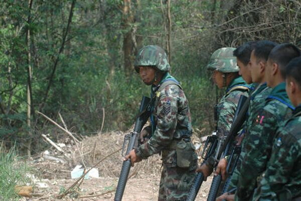 Тайские солдаты во время учений