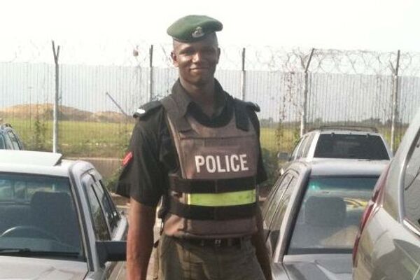 Африканский полицейский 