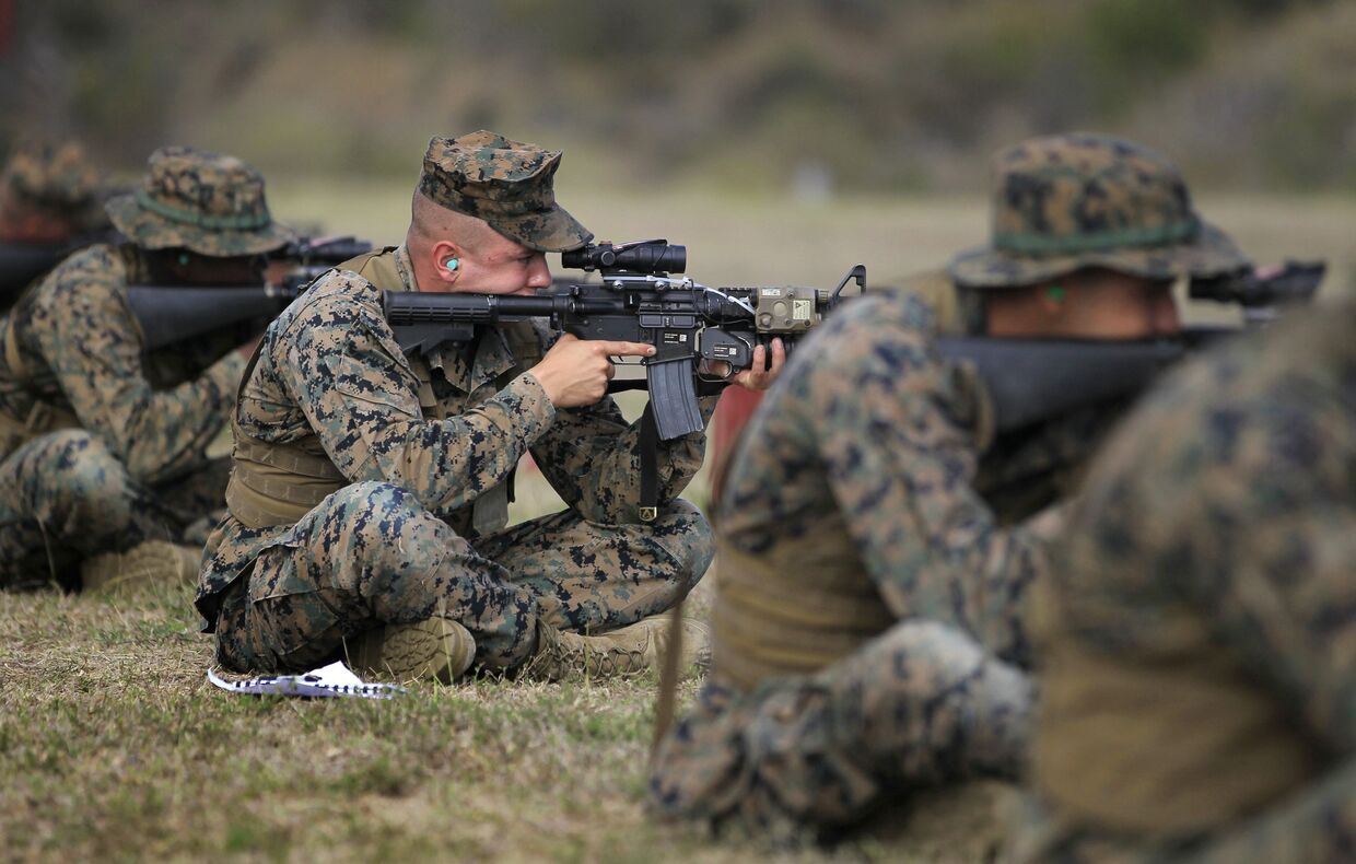 Морские пехотинцы США на базе в Гуантанамо 