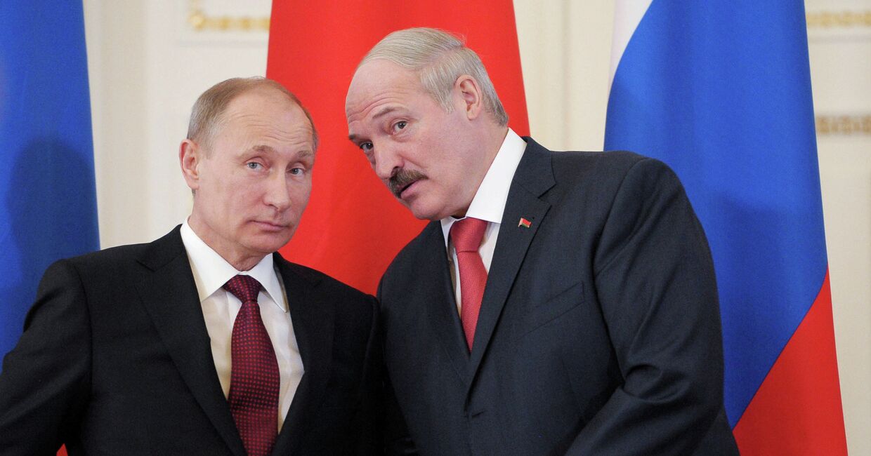 Президент РФ Владимир Путин и президент Беларуси Александр Лукашенко