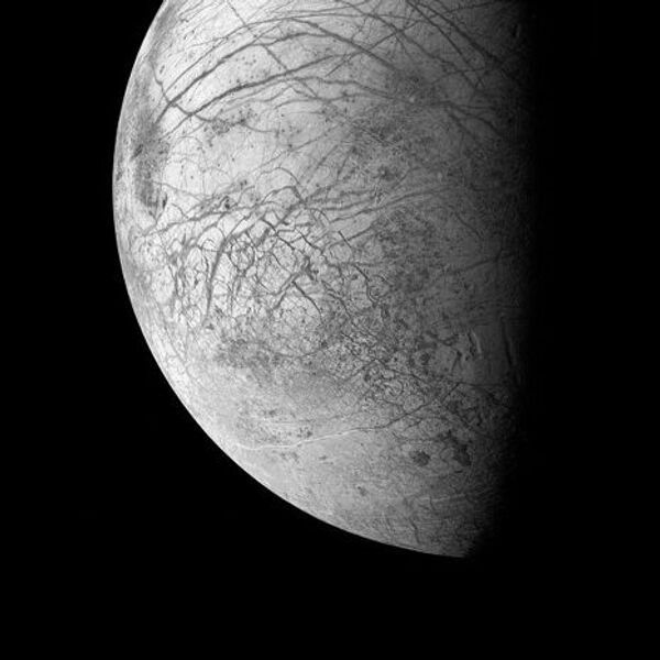 Шестая луна Юпитера Европа