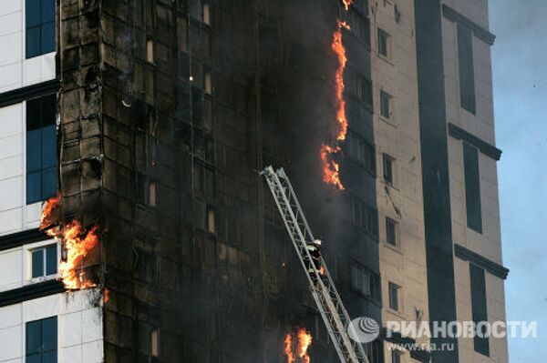 Пожар в комплексе Грозный-Сити в Чечне