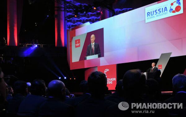 Президент России Владимир Путин выступает на торжественном открытии Ганноверской промышленной ярмарки