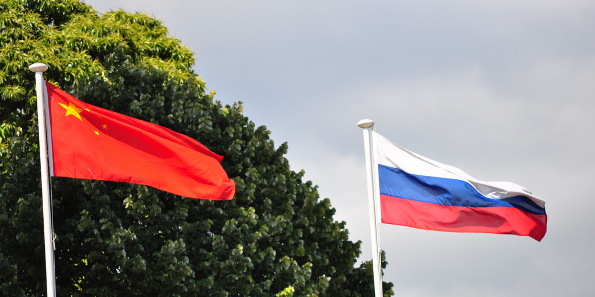 Флаги России и Китая - ИноСМИ, 1920, 16.01.2022