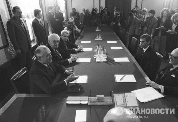 Встреча в Кремле М. Горбачева, А. Хаммера и Р. Гейла
