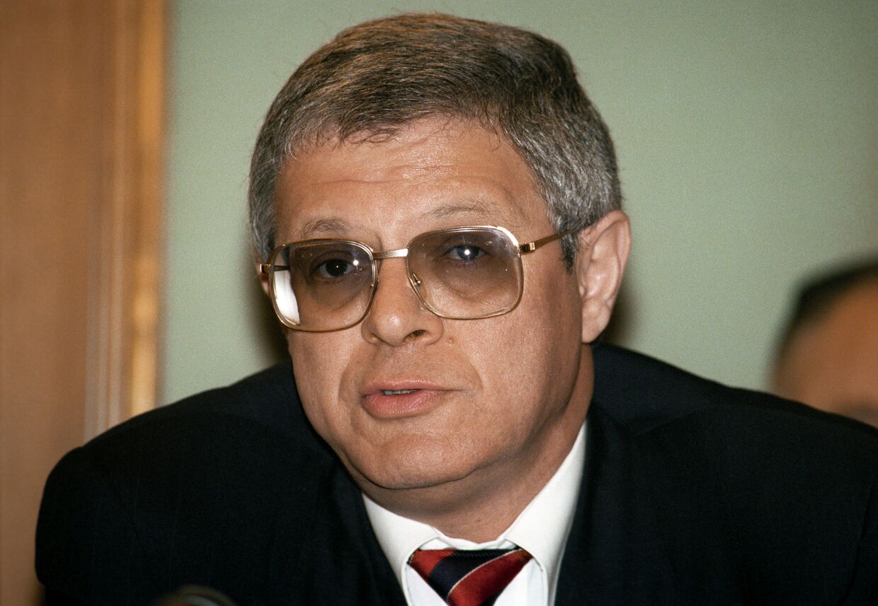 Александр Лившиц