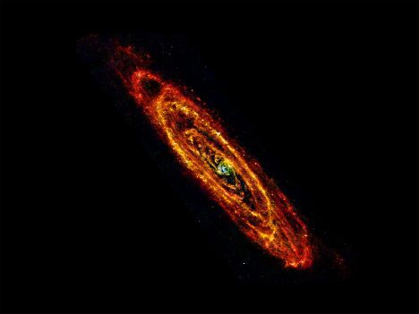 Снимок галактики Андромеды в инфракрасном диапазоне, полученный европейским орбитальным телескопом “Гершель”