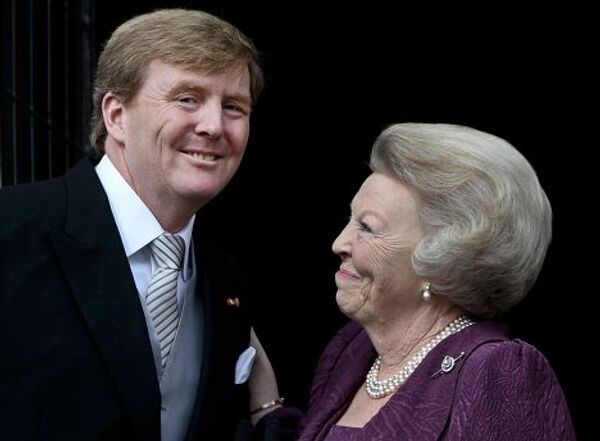 Королева Нидерландов Беатрикс и сын королевы Виллем-Александр