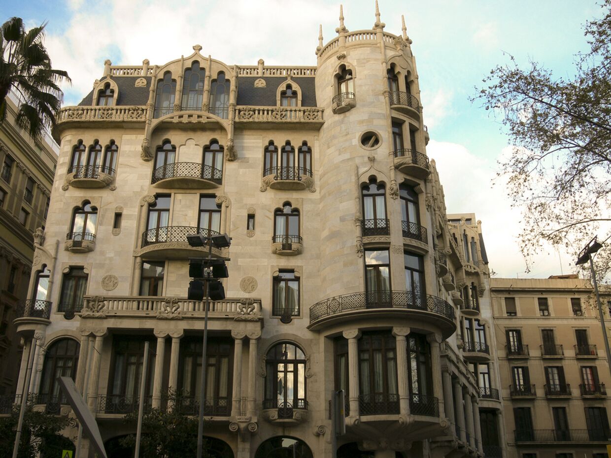 Дом в Барселоне
