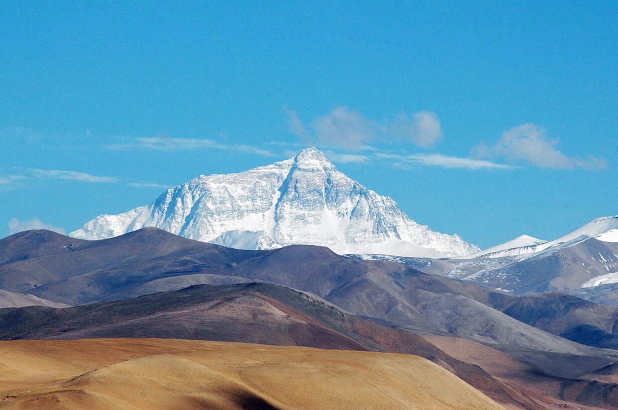 Cuál es la montaña más alta del mundo