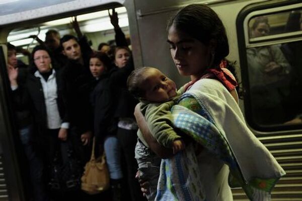 Пассажиры в метро Сан-Паулу