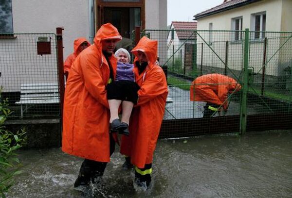 Эвакуация жителей из-за наводнения, Чехия