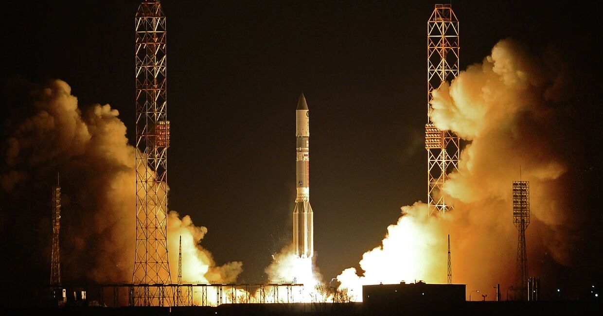 Пуск ракеты-носителя Протон-М с разгонным блоком Бриз-М