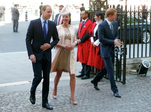 Британский принц Уильям, герцогиня Кембриджская Кэтрин и принц Гарри в Вестминстерском аббатстве