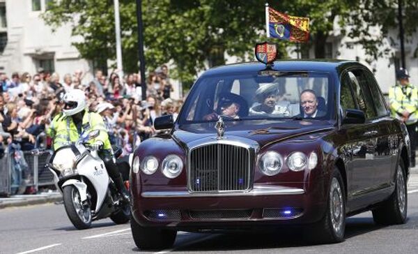 Великобритания празднует 60-летие правления Елизаветы II