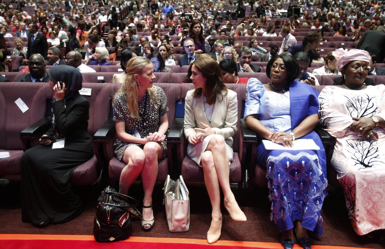 Всемирный саммит женщин в Куала-Лумпуре, 2013 год
