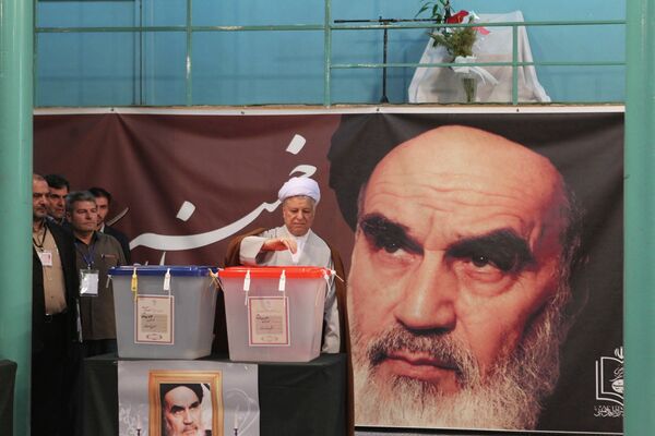 Экс-президент Ирана Рафсанджани призвал избирателей проголосовать на выборах