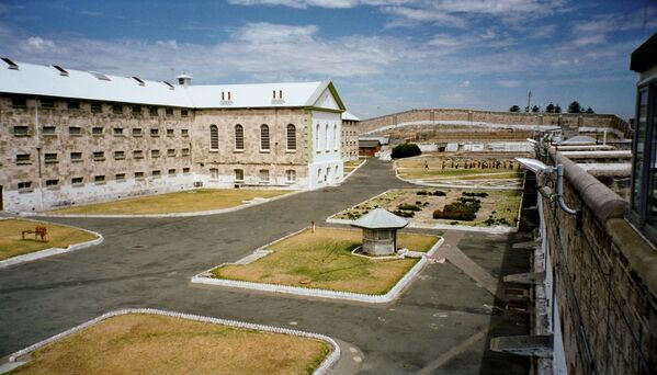 Двор австралийской тюрьмы Фримантл 