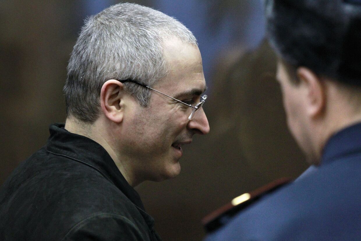 Экс-глава ЮКОСа Михаил Ходорковский перед началом оглашения приговора на заседании Хамовнического суда
