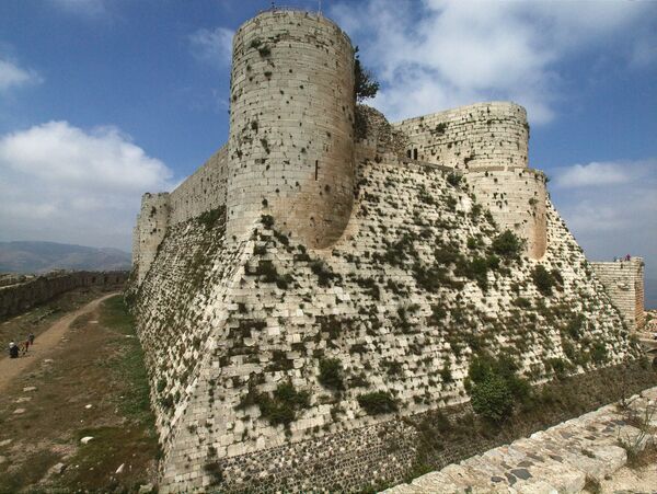 Крепость госпитальеров Крак де Шевалье в Сирии