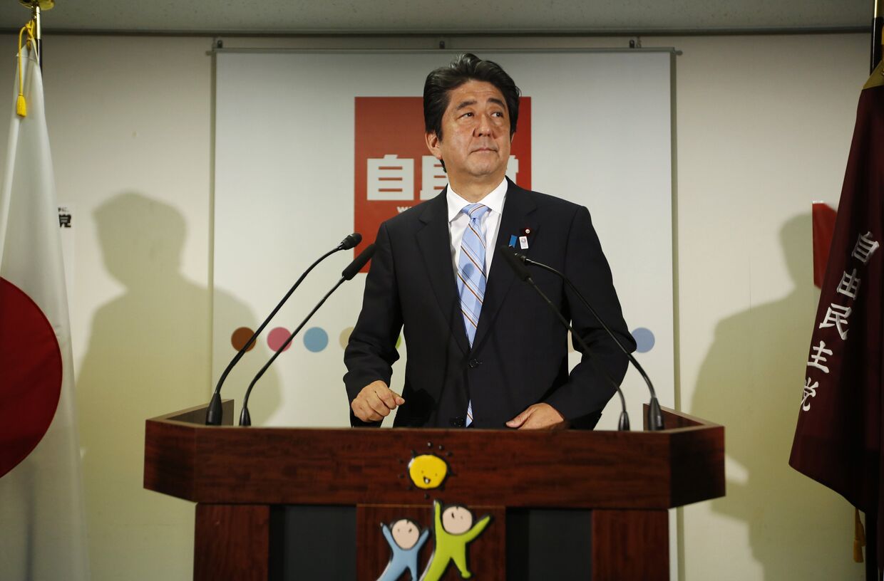 Пресс-конференция Синдзо Абэ после победы на выборах