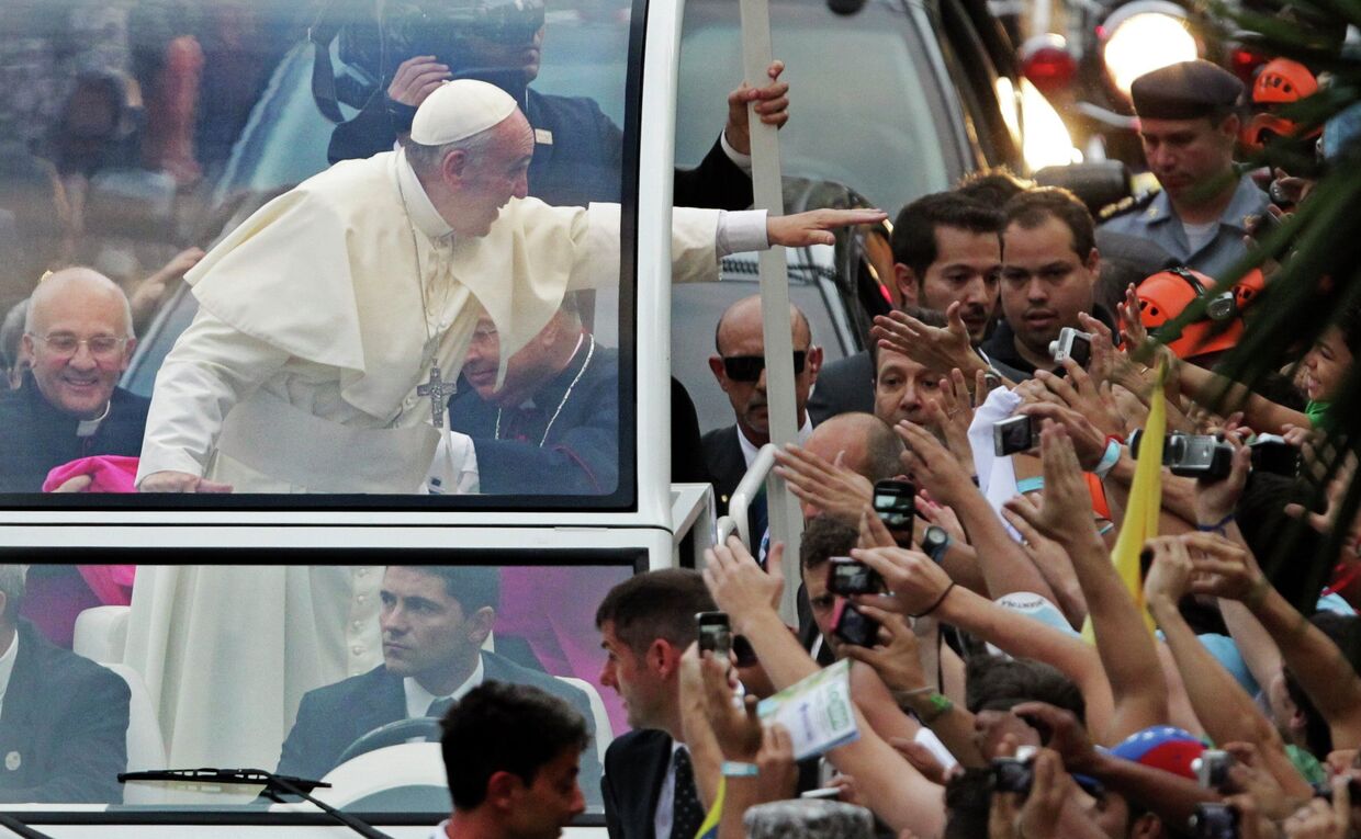 Папа Римский Франциск во время своего визита в Рио-де-Жанейро