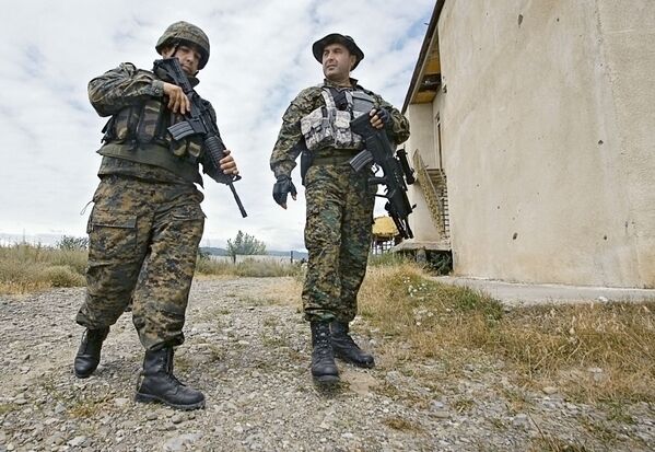 Грузинские военнослужащие в районе конфликта между Грузией и Южной Осетией