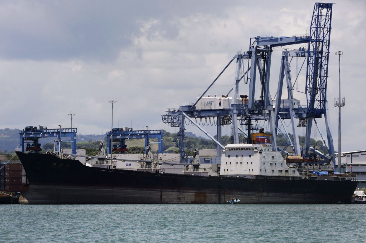 Северокорейское грузовое судно, на борту которого было обнаружено кубинское оружие