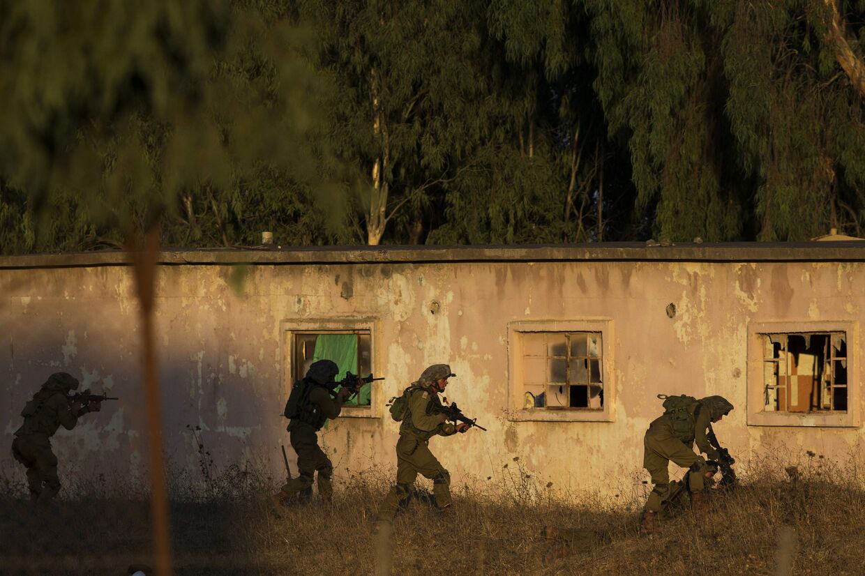 Израильские солдаты в Голанских высотах